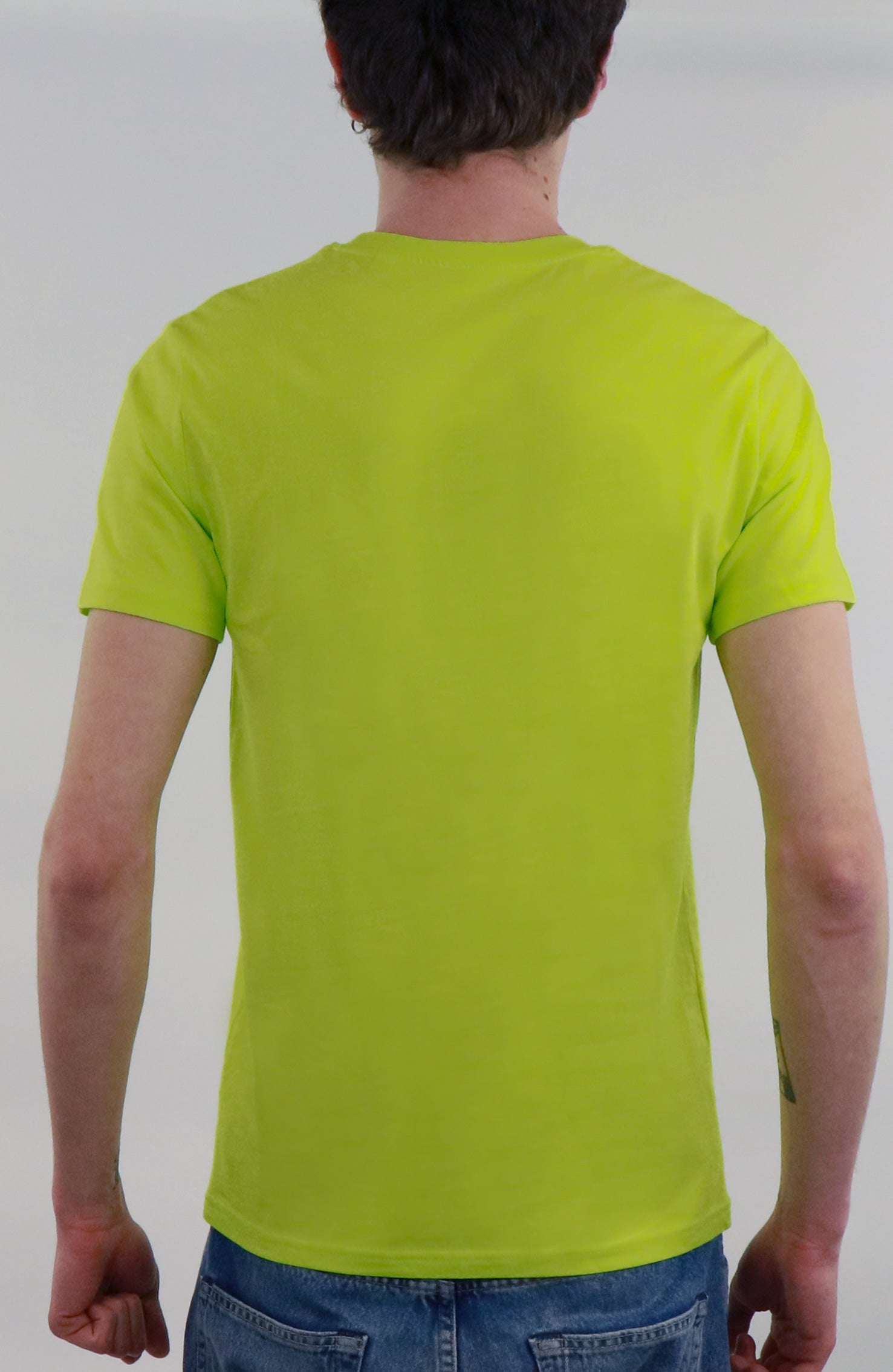 Maglietta artigianale disegnata da Dr Stamp con simboli messicani da uomo verde