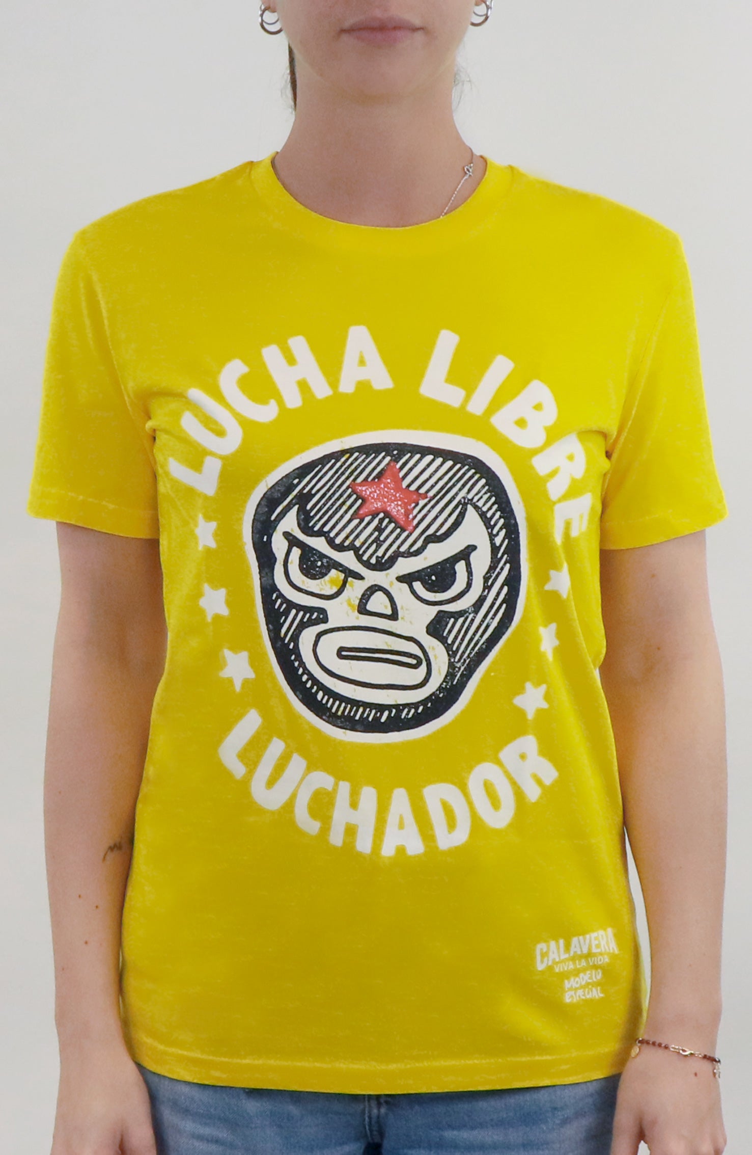 T-shirt gialla con luchadores da donna disegnato a mano da Dr Stamp