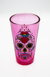 Bicchiere rosa con stampa a forma di teschio