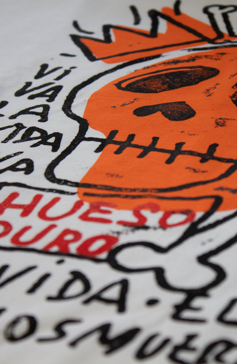 T-shirt con teschio arancione disegnato a mano da Dr Stamp per bambino